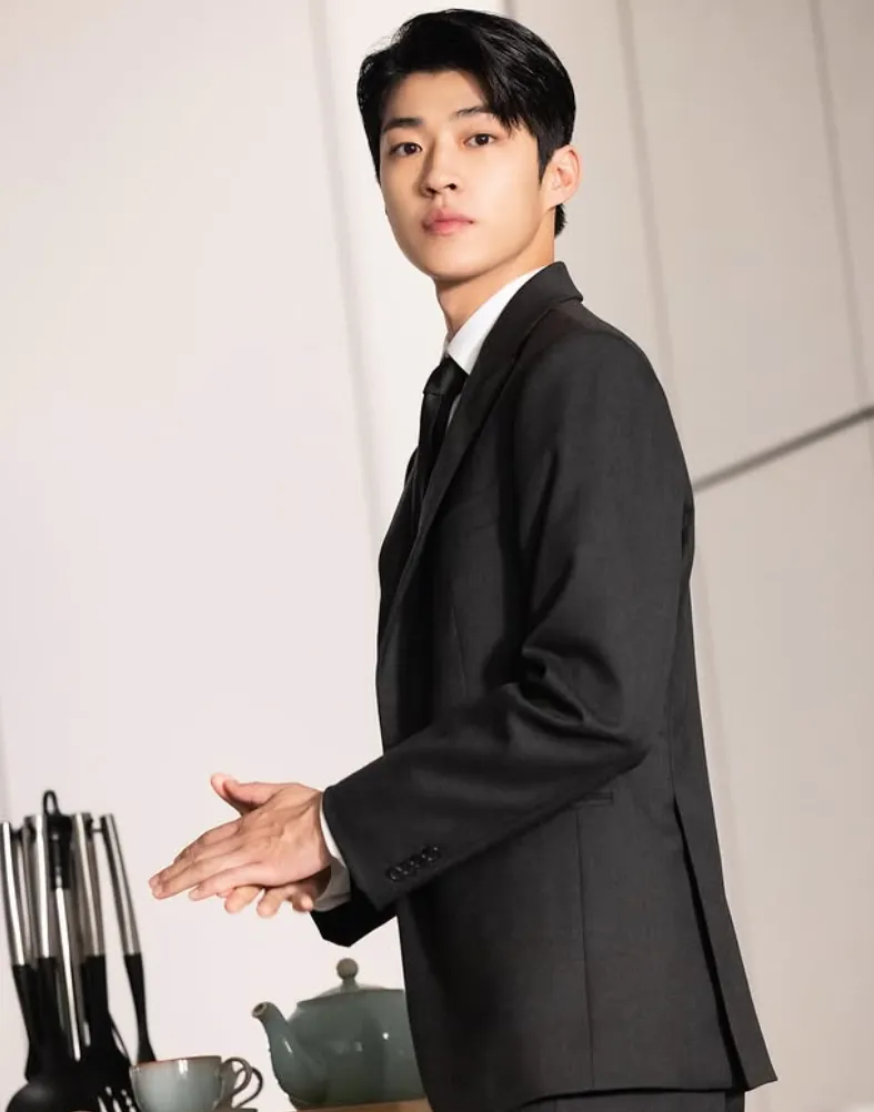 韓国俳優ペク・ソンチョル