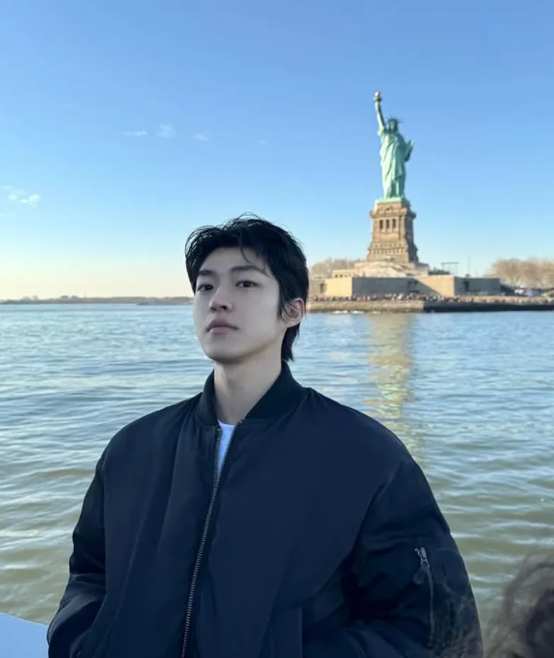韓国俳優ペク・ソンチョル