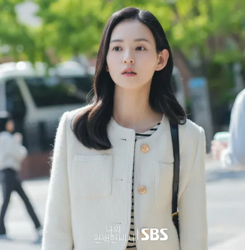 韓国ドラマ『わたしの完璧な秘書』キム・ユネ(チョン・スヒョン役)