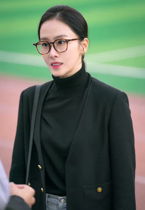 韓国ドラマ『今日から“ニンゲン”に転身しました』キャスト｜ホン・スヒョン(ホン・ヨンス役)