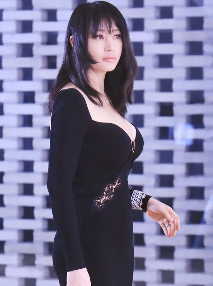 韓国女優キム・ヘス