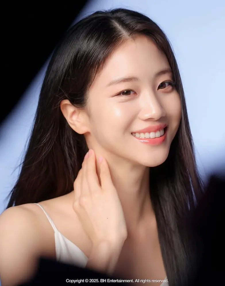 韓国女優ホン・ファヨン