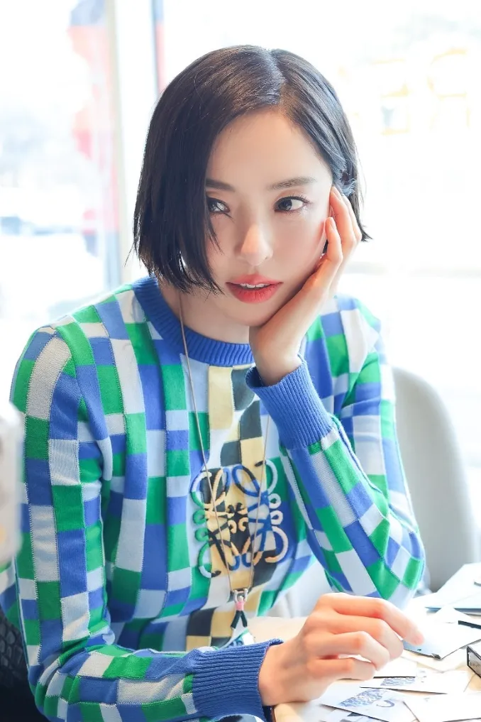 韓国女優イ・ダヒ