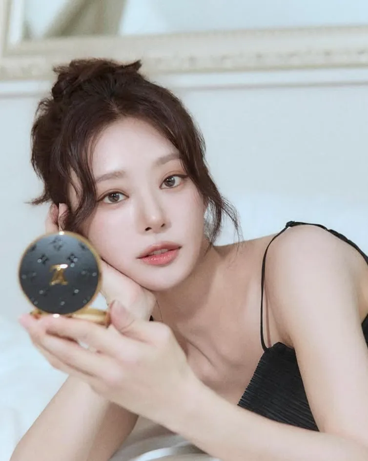 韓国女優イ・ジュビン