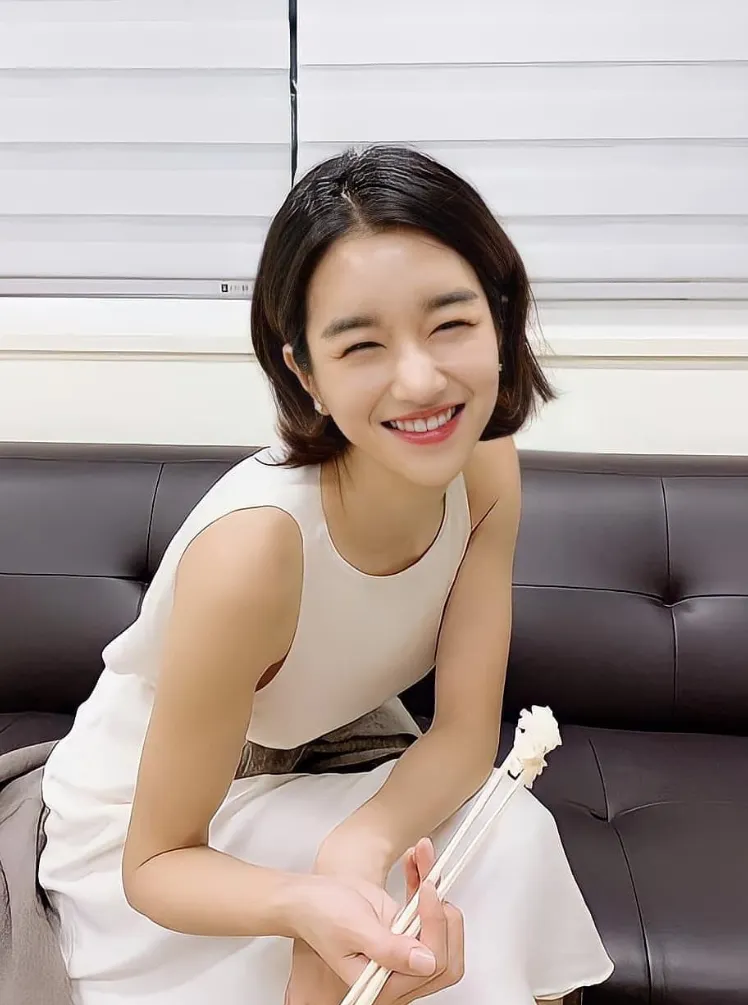 韓国女優ソ・イェジ