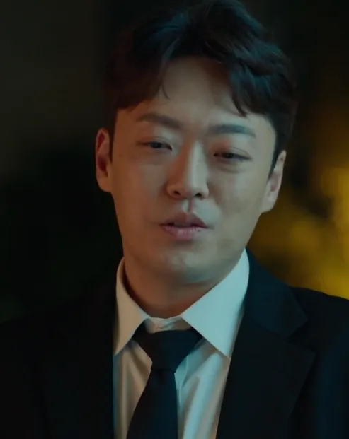 韓国ドラマ『労務士ノ・ムジン』キャスト｜チョン・スンウォン(ノ・ムジンの前の会社の同僚役)