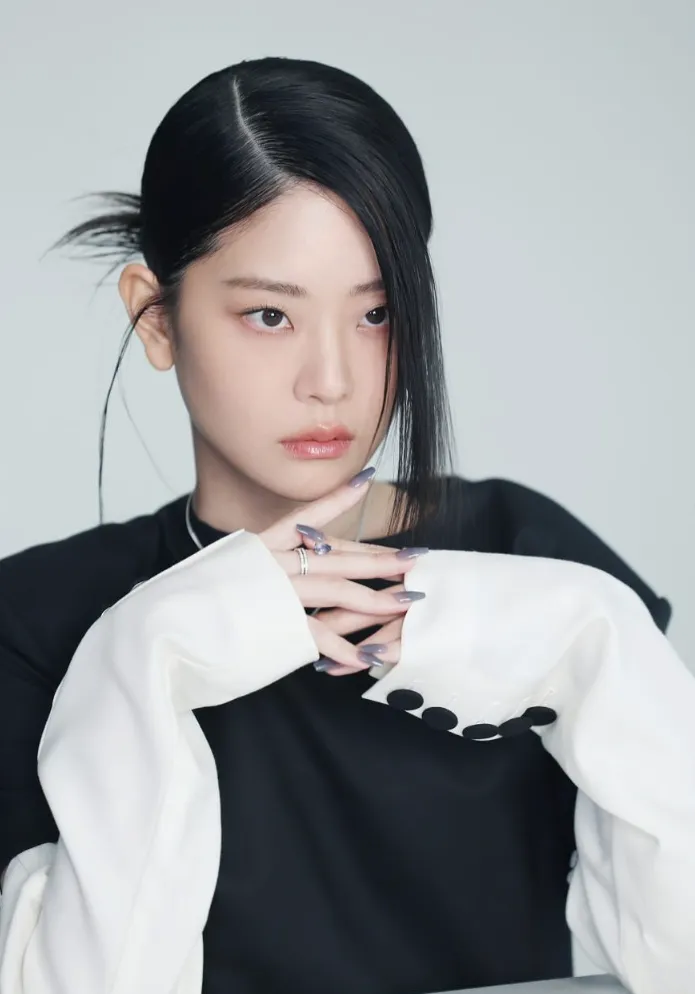 韓国女優チョン・スビン