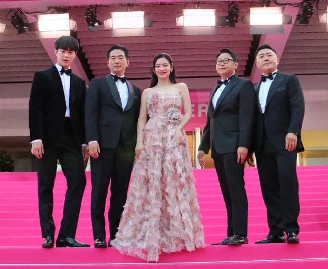韓国ドラマ「メスを持つハンター」第8回カンヌ国際シリーズフェスティバル