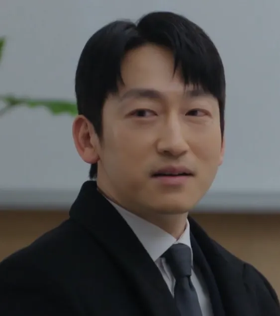 韓国ドラマ『瑞草洞(ソチョドン)Law and The City』キャスト｜イ・ドゥソク(キム課長役)