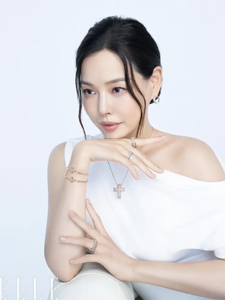 韓国女優イ・ハニ