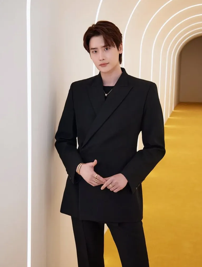 韓国俳優イ・ジョンソク