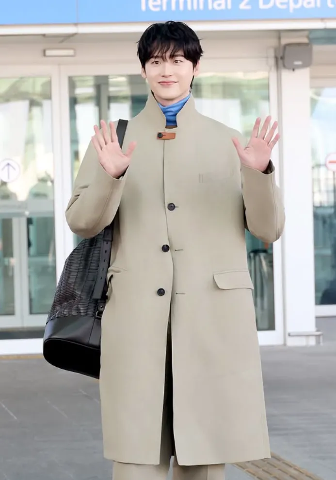 韓国俳優イ・ジョンソク