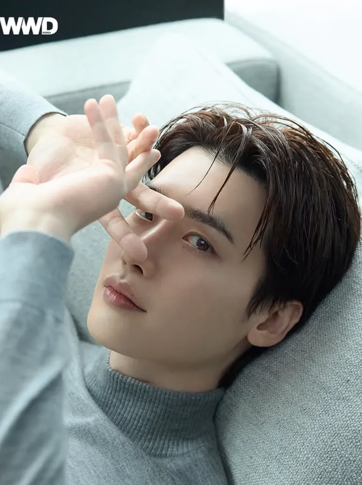 韓国俳優イ・ジョンソク
