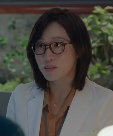 韓国ドラマ『憎らしい恋』キャスト|イ・ミド(精神科医役)