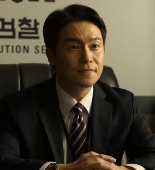 韓国ドラマ『捏造された都市』キャスト｜イ・ジェウォン(検事役)