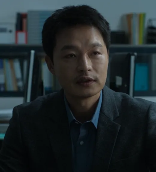 韓国ドラマ『捏造された都市』キャスト｜イ・ソンウ(ファン・イルグク役)