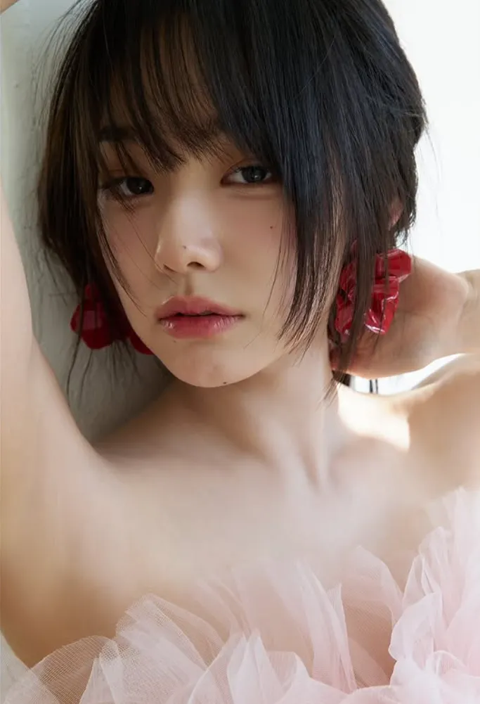 韓国女優カン・ミナ