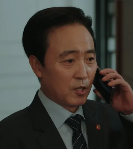 韓国ドラマ『コンフィデンスマンKR(Confidence Queen)』キャスト｜オム・ヒョソプ(ユン・サンウォン役)