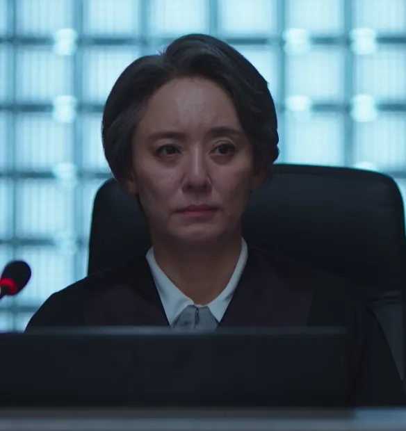 韓国ドラマ『エスクァイア：弁護士を夢見る弁護士たち』キャスト｜ユン・ダギョン(裁判長役)