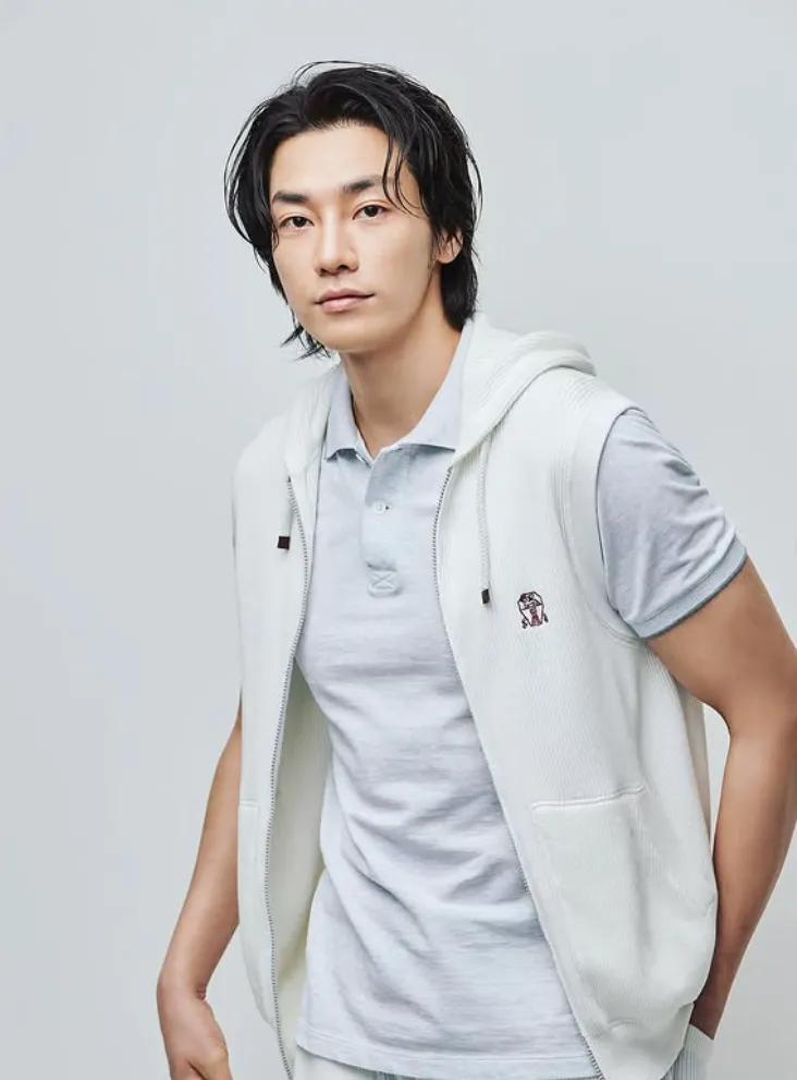 韓国の俳優キム・ヨングァン