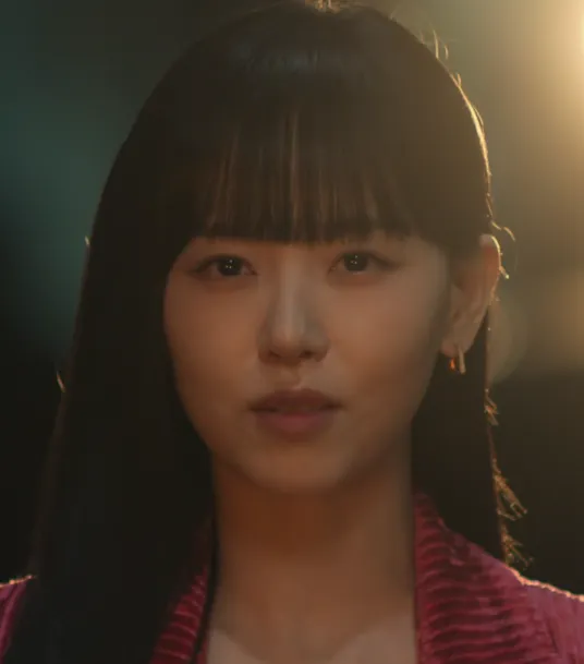 CASHERO～ヒーローは現金を持つ｜キャスト：カン・ハンナ(チョ・アンナ役)