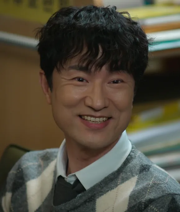 CASHERO～ヒーローは現金を持つ｜キャスト：キム・ビョンチョル(ピョン・ホイン役)