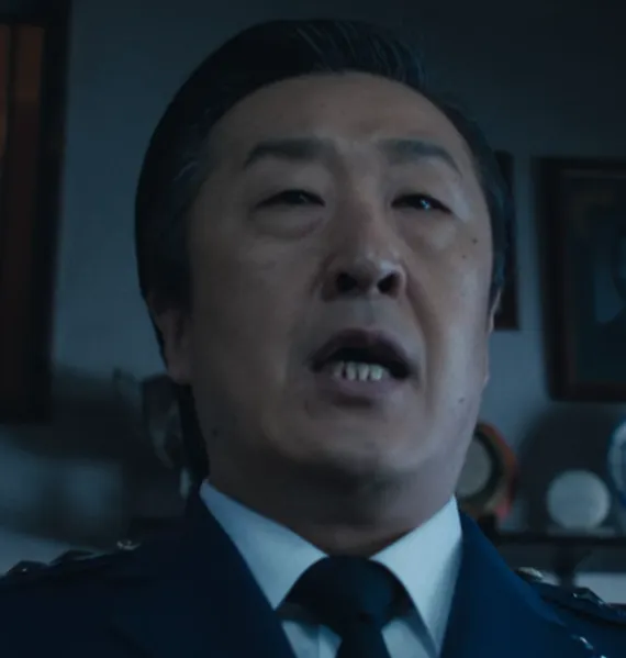 Netflixオリジナル映画『グッドニュース』キャスト｜ヒョン・ボンシク(チェ総長役)
