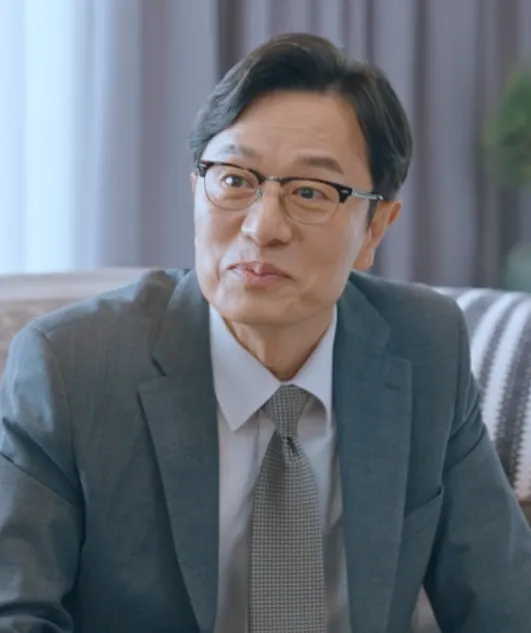 韓国ドラマ『私と結婚してくれますか？』キャスト｜キム・ミンサン(ユン院長役)