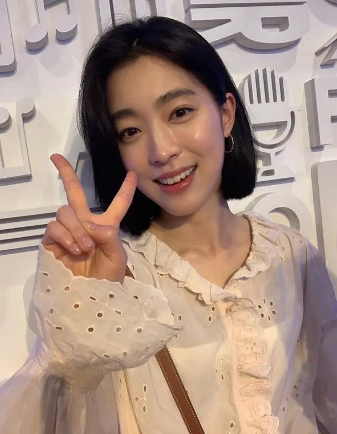 韓国女優チェ・ソンウン