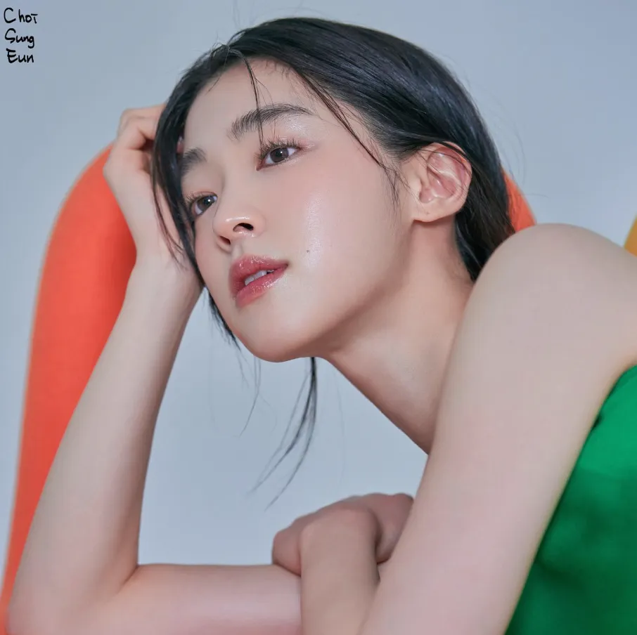 韓国女優チェ・ソンウン