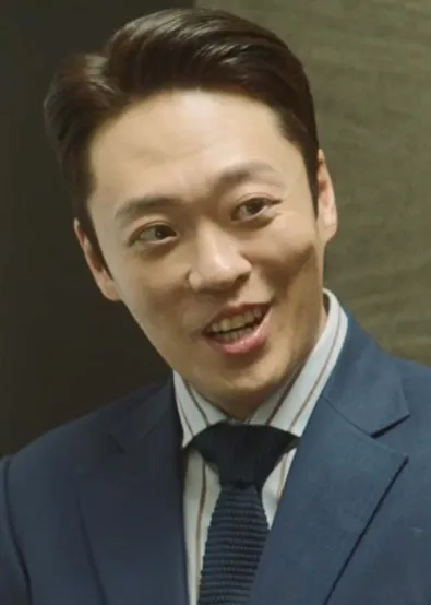 『ソウルの家から大企業に通うキム部長の物語』キャスト｜チョン・スンウォン(チョン・ソング役)