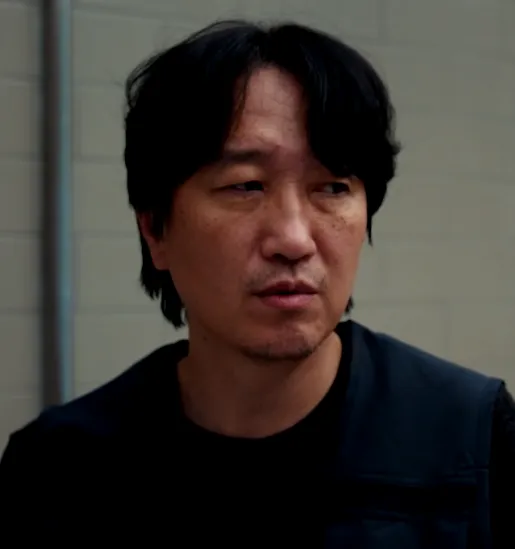 韓国映画『秘顔-ひがん(ヒドゥン・フェイス)』キャスト|ユン・セウォン(配管工役)