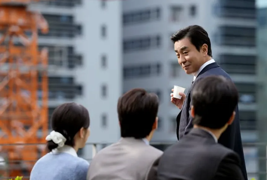 韓国ドラマ『ソウルの自宅から大企業に通うキム部長の物語』キャスト｜リュ・スンリョン(キム・ナクス役)