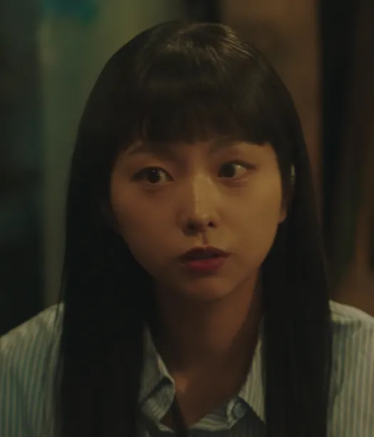 『ソウルの家から大企業に通うキム部長の物語』キャスト|ソ・スヒ(ソヨン役)