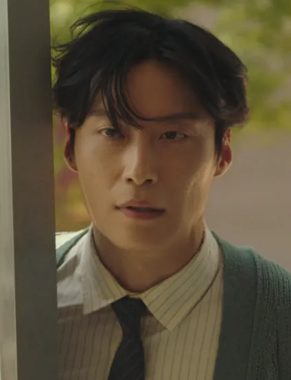 韓国ドラマ『ソウルの家から大企業に通うキム部長の物語』キャスト|ホ・ナムジュン(ナ・デリョン役)