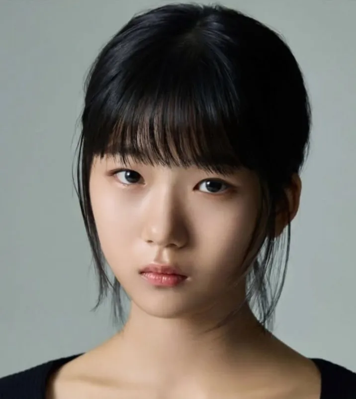Netflixオリジナル韓国映画『大洪水』キャスト｜ユナ
