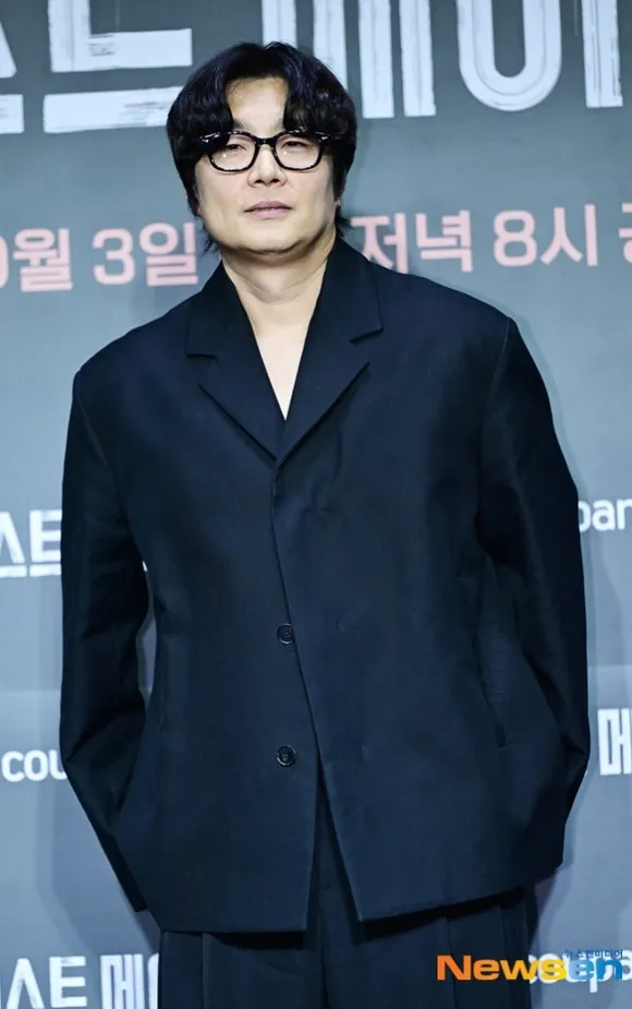 韓国メイク・サバイバル『ジャストメイクアップ』審査員イ・ジンス
