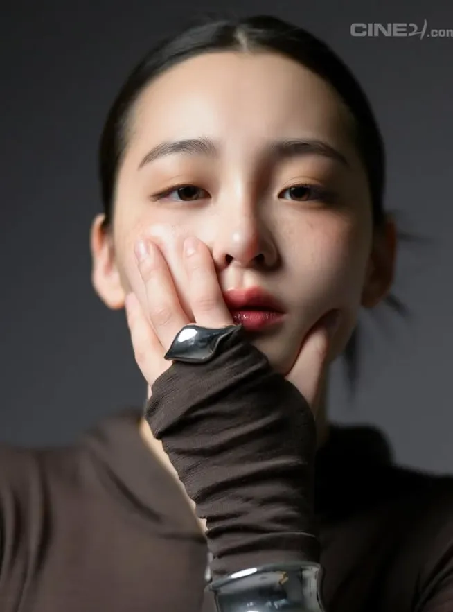 韓国女優キム・ミンハ