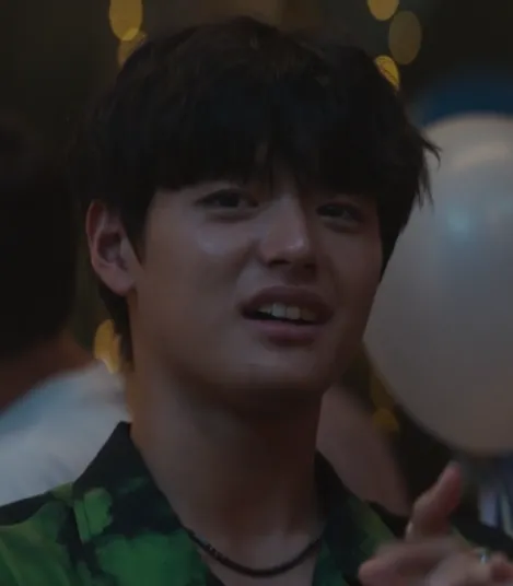 韓国映画『満ち足りた家族』キャスト｜パク・スオ