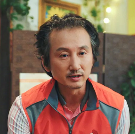 韓国ドラマ『Missホンは潜入調査中』キャスト|キム・ヨンウン(ホン・チュンソプ役)