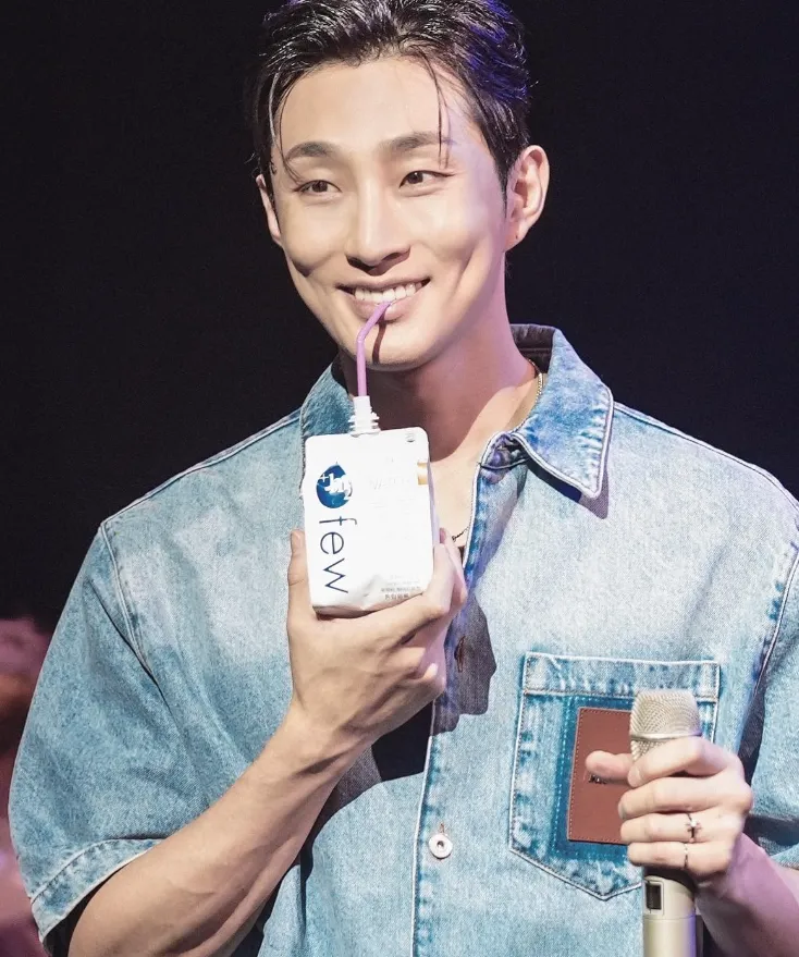 韓国俳優ペ・ナラ