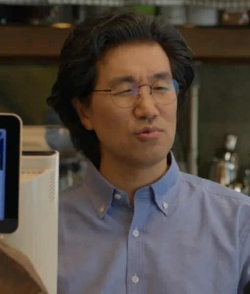 韓国ドラマ『未婚男女の効率的な出会い』キャスト｜パク・コンラク(カフェのマスター役)