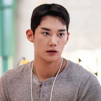 韓国ドラマ『君がきらめく季節に』キャスト｜キ・ヒョヌ(ペク・スンギュ役)