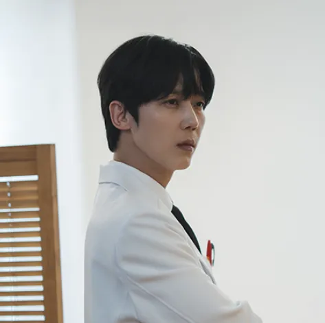 韓国ドラマ『セイレーン』キャスト｜ユン・ジョンフン(チェ・ヨンホ役)