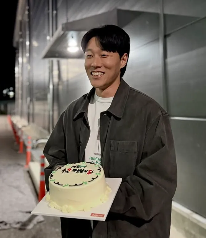 韓国ドラマ『韓国でビルオーナーになる方法』キャスト｜イ・シンギ(チョン医師役)