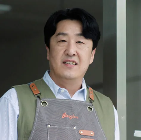 韓国ドラマ『韓国でビルオーナーになる方法』キャスト｜ヒョン・ボンシク(オ・ドンギ役)