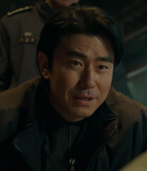 韓国ドラマ『ブラッドハウンド２』キャスト｜イ・シオン(イ・マンベ役)