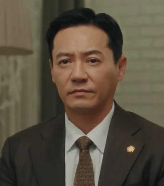 韓国ドラマ『ドクターシン-欲望の解剖』キャスト|ファン・テグァン(弁護士役)