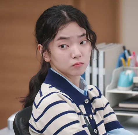 韓国ドラマ『秘密の監査-Filing for Love』キャスト｜シム・スビン(ユン・ダイェ役)