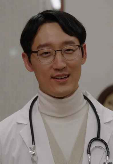 韓国ドラマ『本日も完売しました』キャスト｜キム・ジョンファン(チョン・ジョンムク役)